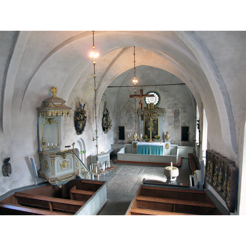 looking east inside the Fresta church