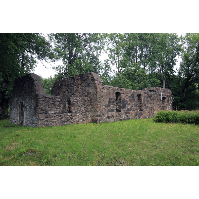 Source caption: "Ruins of an old church near Brunn church in Ulricehamn, Sweden"