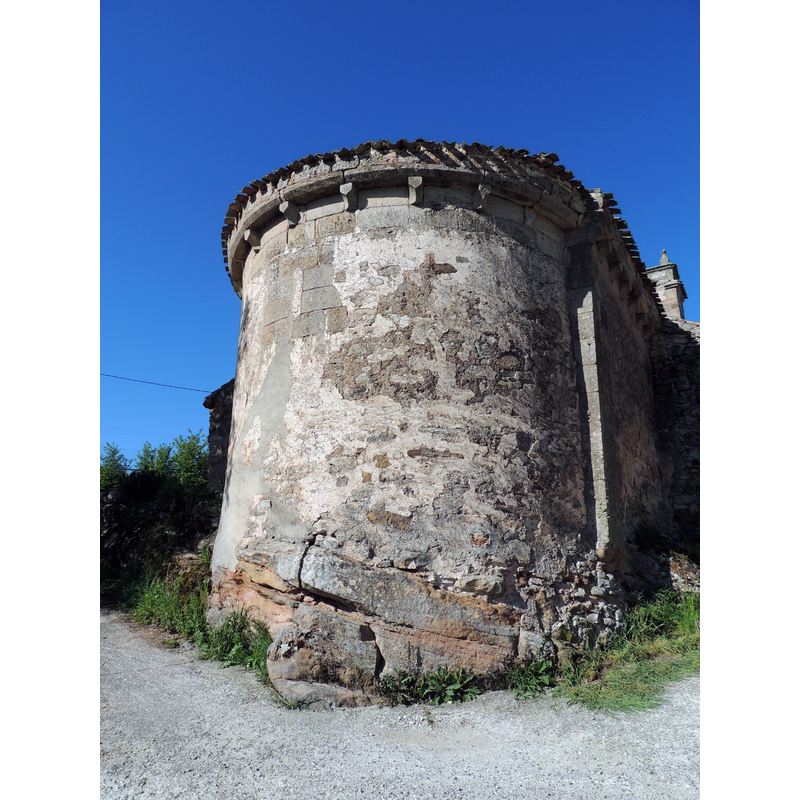 Source caption: "Ábside de la iglesia"