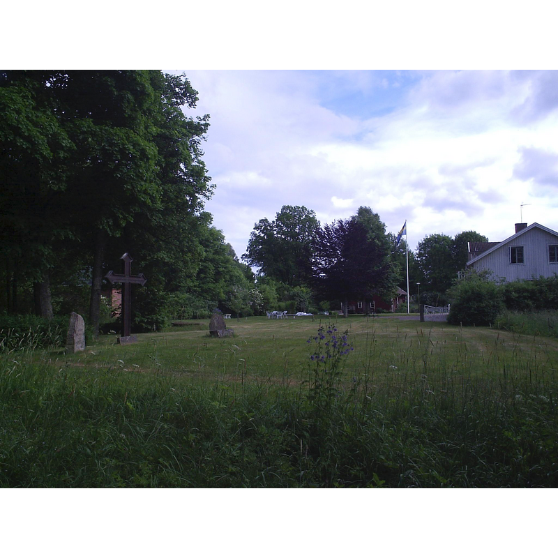 the site of the Herrljunga gamla kyrka, demolished in the 1860s