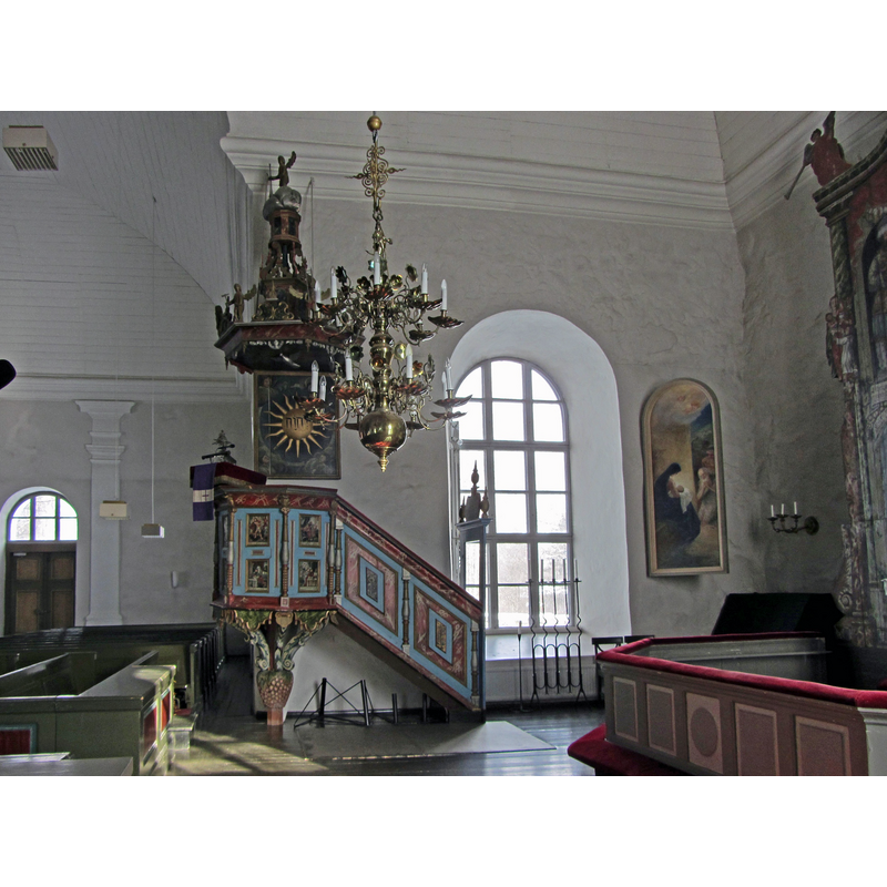Source caption: "Kaarlelan kirkon interiööriä / Interiör av Karleby kyrka" -- showing the northeast corner of the church interior