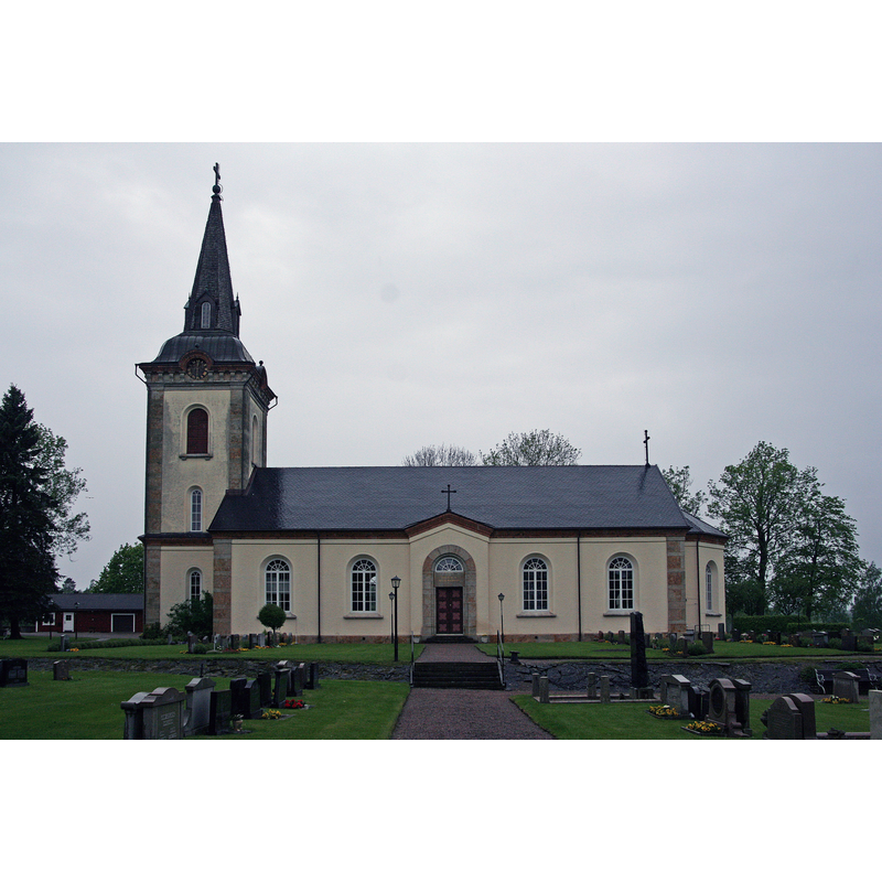 Kinne-Kleva old church was demolished and replaced by a new building in 1863-1870; this building replaced the medieval parish churches of both Kinne-Kleva and Sil
