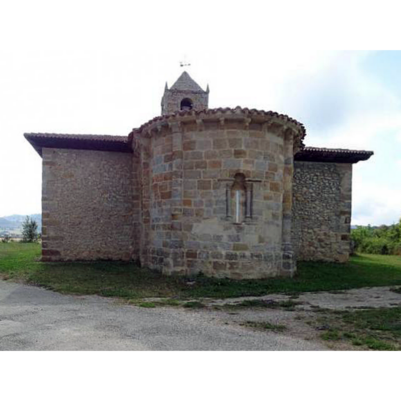only the apse remains from the original late-13thC church here; the rest of the church was morified in the 16th-17thC
