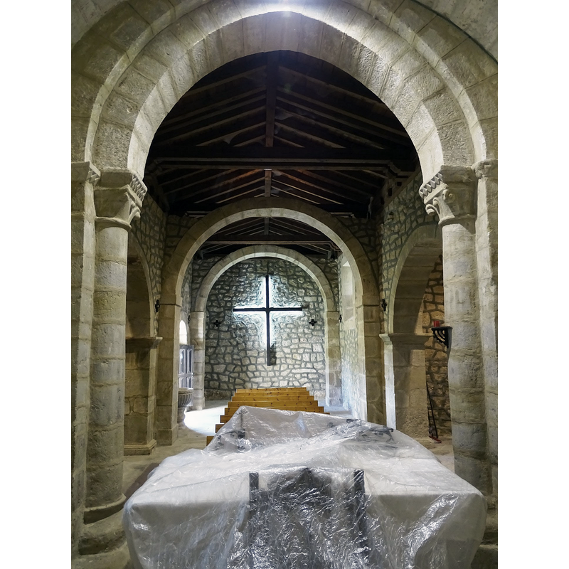 with an east view of the chancel arch