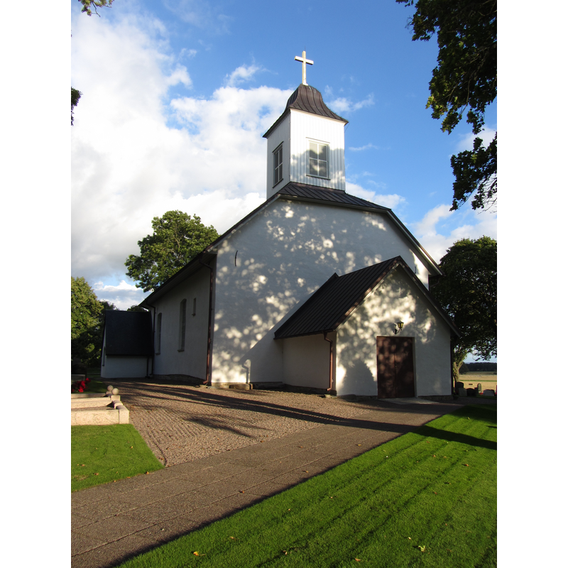 the medieval church had been demolished in the 1770s and the church in this photograph had been re-built soon thereafter; it was destroyed by fire in 2004; this new church was built in 2009 on the same site