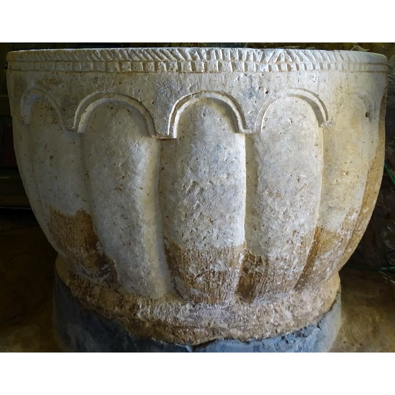 part of the basin block; damaged now