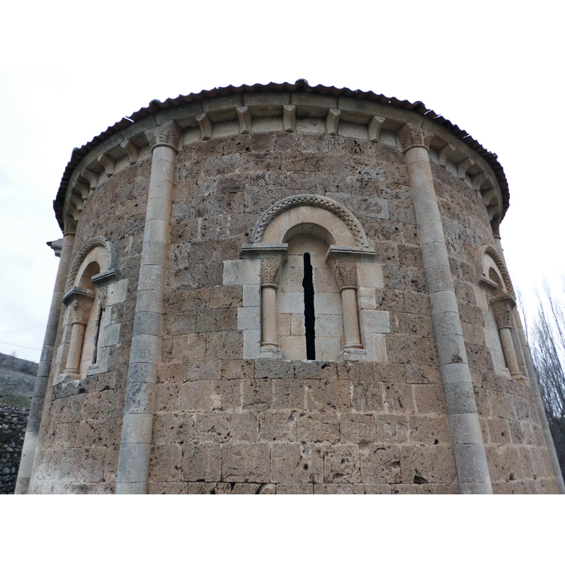 Ermita de San Vicente de Pospozuelo, where the font in the present parish church San Pedro de Fuentesoto is believed to have come from