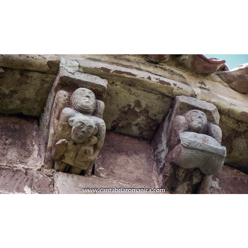 Source caption: "Las cornisas del presbiterio y el ábside están totalmente recorridas por canecillos figurados de tremenda calidad, cinco a cada lado del presbiterio y catorce en la circunferencia del ábside. Iconográficamente son una maravilla, tanto por su variedad como por su estado de conservación."