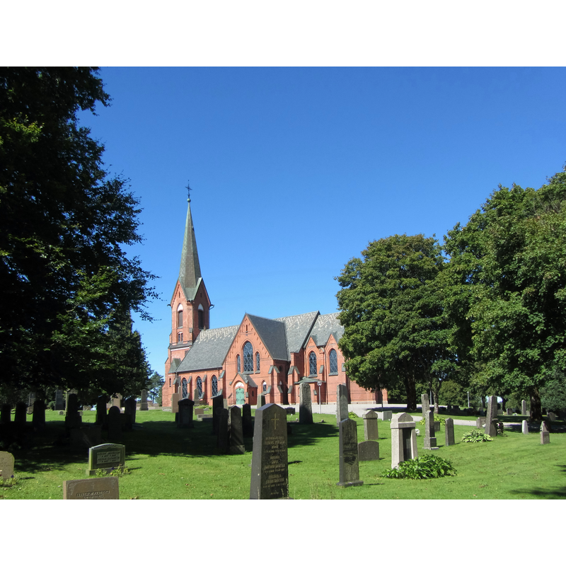 Source caption: "Högsäters kyrka och kyrkogård i Högsäter norr om Färgelanda i Dalsland."