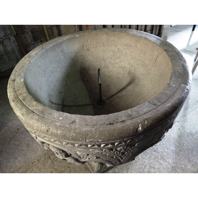 this is the replica font in use in the parish church at Caleruega