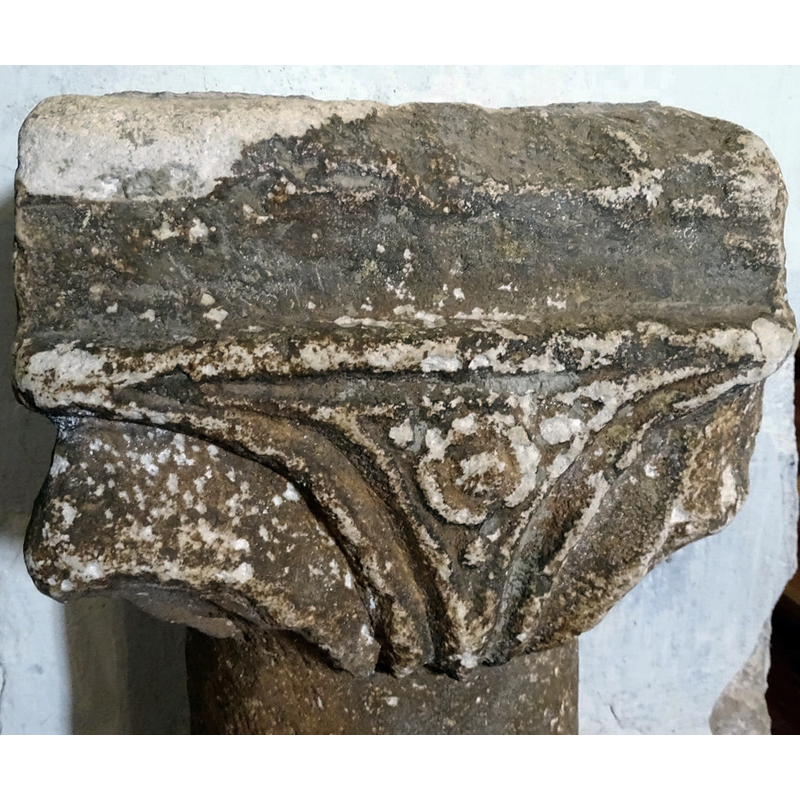 the motif appears on two of the sides