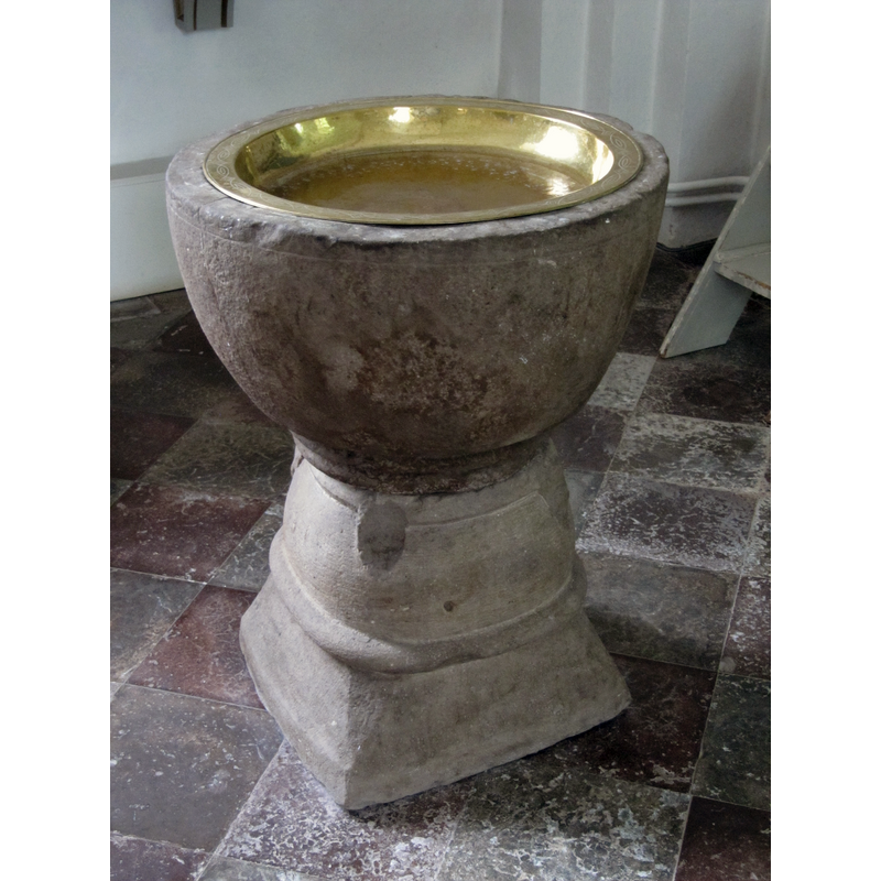 Source caption: "Dopfunt i Ausås kyrka"