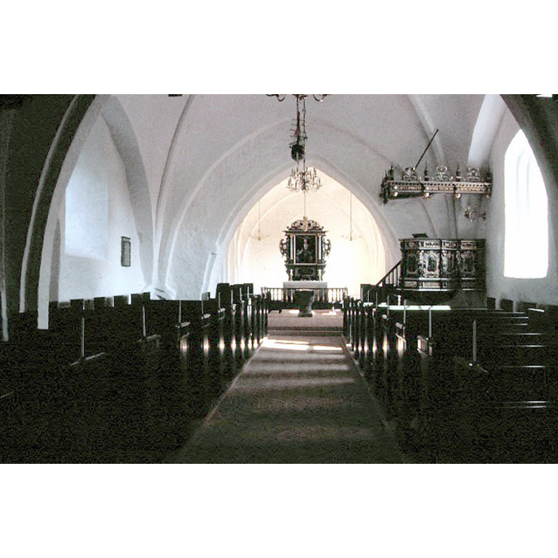 Source caption: "Brenderup Kirke i Danmark. Skibet set mod øst"