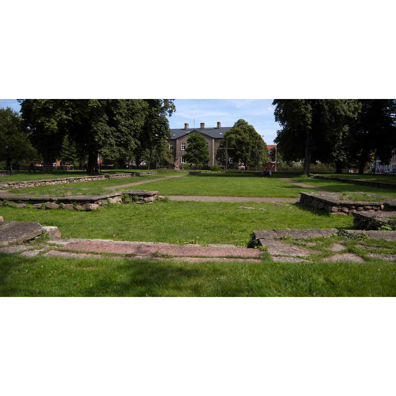 Source caption: "Gamla Kyrkans Grund"