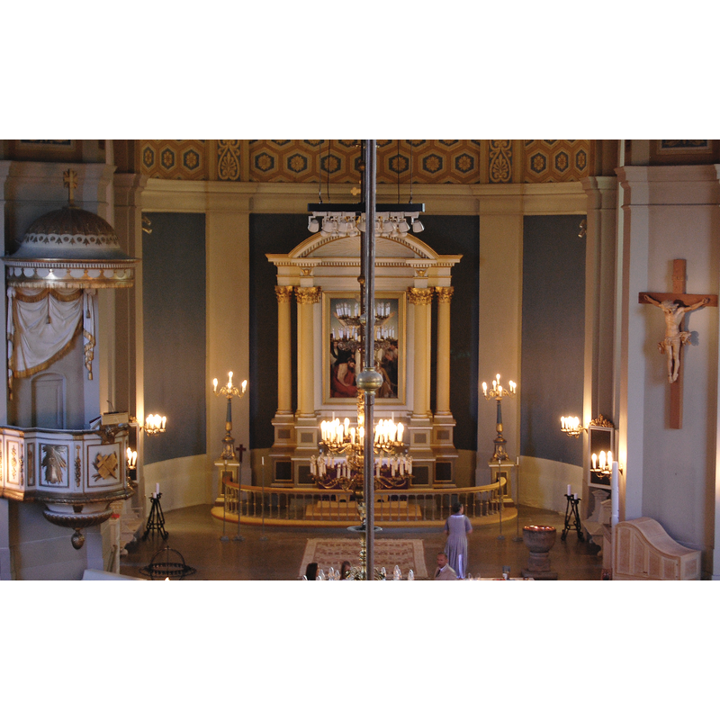 Source caption: "Sofia Albertinas kor" -- showing the medieval baptismal font in the right-bottom corner of the image