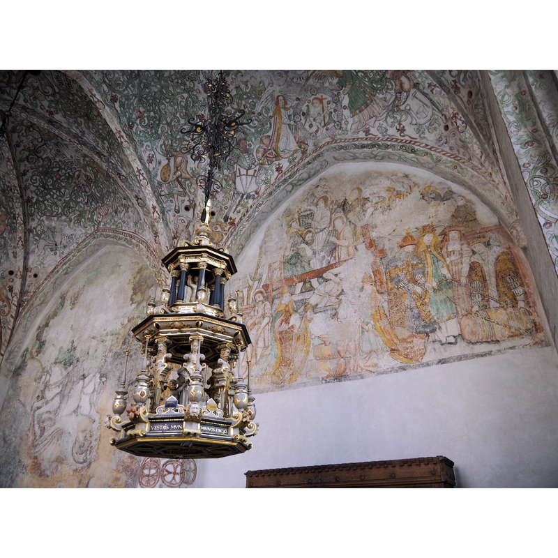 Source caption: " „Handwerker-Kapelle“ in der St. Petri-Kirche mit Deckenfresken aus der Zeit vor der Reformation"