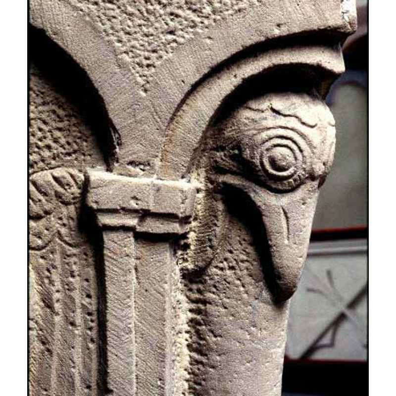 Source caption: "örnhuvud (hörnkapitäl)"