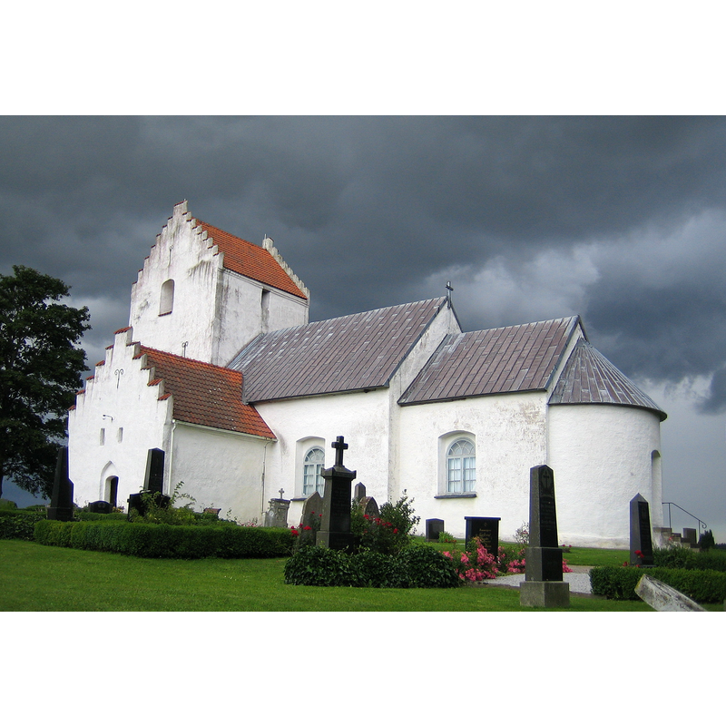 Source caption: "Ravlunda kyrka."