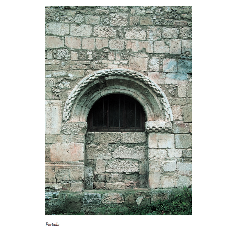 "Aproximadamente en el centro del muro meridional se abría  una  portada  románica,  hoy  cegada,  similar  a  la  de Bardauri  y  compuesta  de  baquetonado  arco  de  mediopunto, arquivolta moldurada con nacela ornada por rasuradas bolas y chambrana decorada con listel y tres hileras de gruesos billetes, decoración que se repite en las impostas  que  coronan  las  jambas.  En  la  jamba  izquierda  del acceso se reutilizó un fragmento de estela romana decorada  con  hojitas  en  el  borde,  un  árbol  de  tronco  sogueado rematado  por  acorazonadas  hojas  de  hiedra  de  cuyas estrechas  ramas  penden  rosetas  y  una  inscripción  dentro de  un  hexágono  alusiva  a  Lucio  Valerio  Capitonis.  Otro fragmento  de  estela  romana  –rasurada  utilizando  el  trin-chante– se dispuso a cierta altura en el mismo muro meri-dional,  en  el  que  también  observamos  otro  epígrafemedieval, donde, en rudimentarios caracteres góticos, leemos AVE MA/RIA GRAC/IA PLEN/A." [...] El acceso se realiza actualmente a través de la moderna portada abierta en el hastial occidental."  [https://www.romanicodigital.com/sites/default/files/pdfs/files/burgos_PANCORBO.pdf [accessed 7 August 2021]]