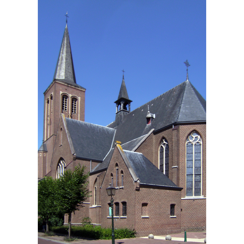 Source caption: "Maasbree, kerk"