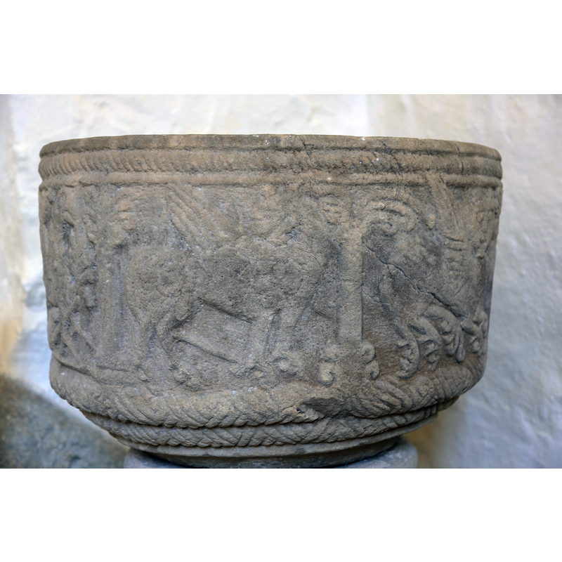 Source caption: " Baptismal font of Hemmesjö old church"