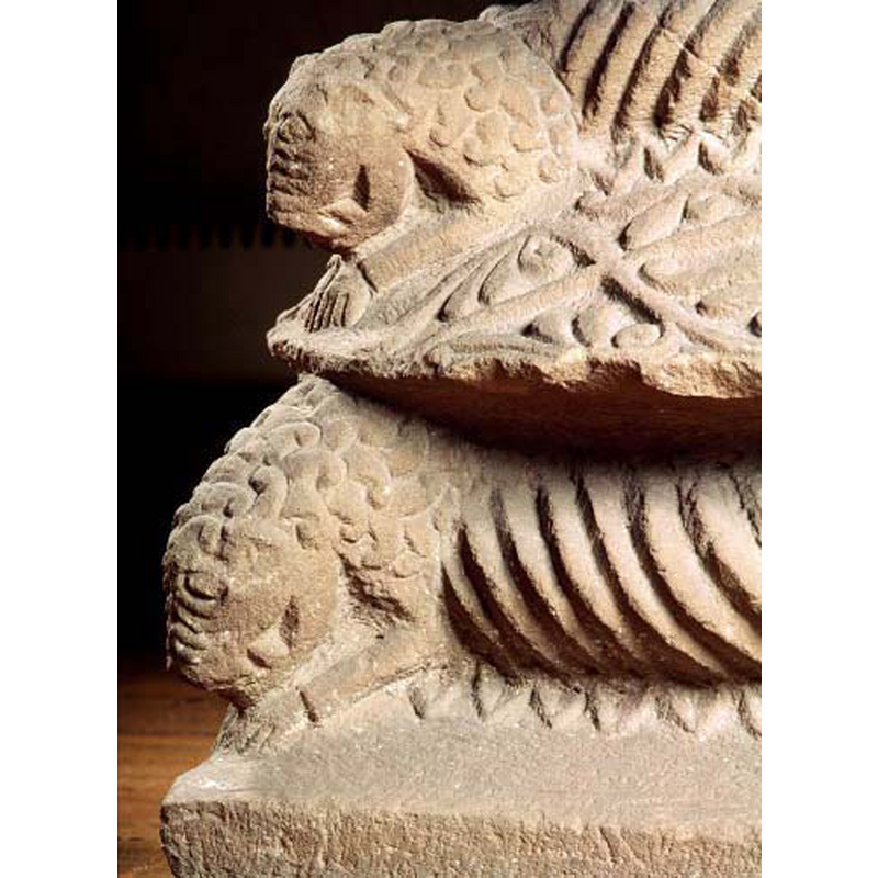 only three of the heads or protomes are animal [see ImageFileNo. 0211011016]