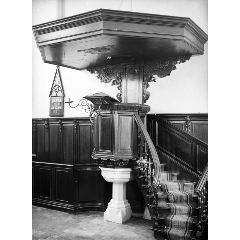 the stone font being used as base of the pulpit in 1911