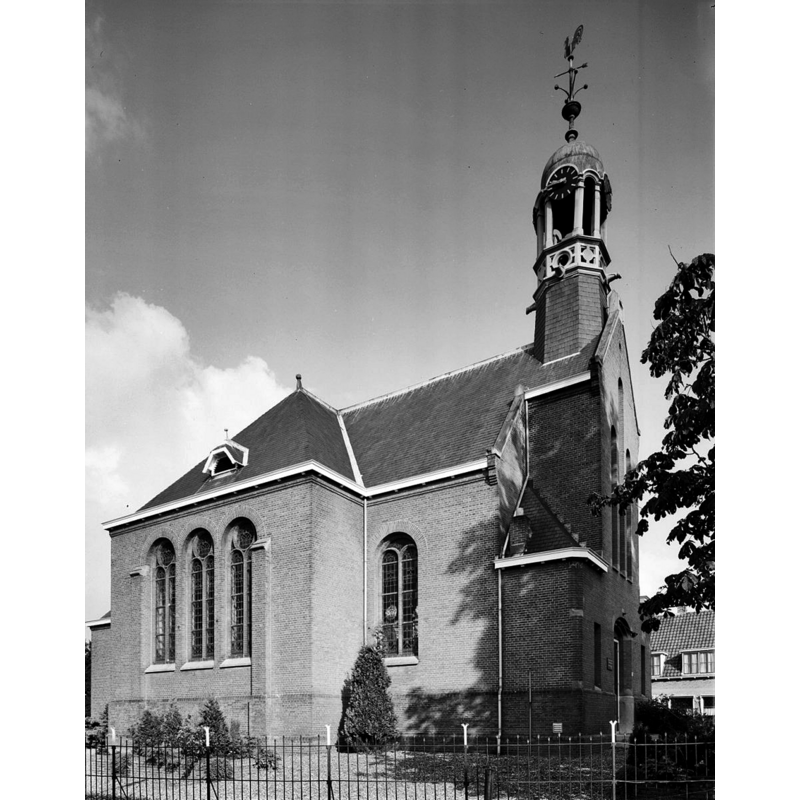 Source caption; "Nederlands Hervormde Kerk: noordgevel"