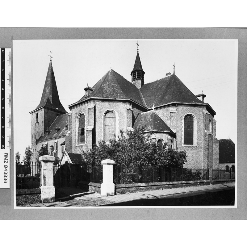 Source caption: "Rooms-Katholieke Kerk: kerk vanuit het zuid-oosten [...] 1953"