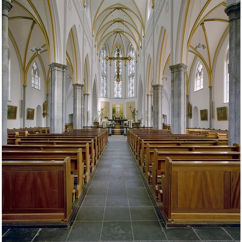 the early-16thC tower was retained when the new mid-19thC church was built to replace the earlier one