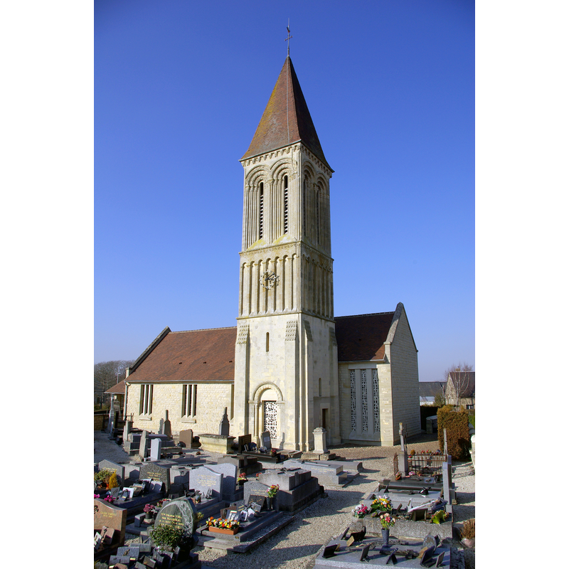 Source caption: "L'église Saint Martin"