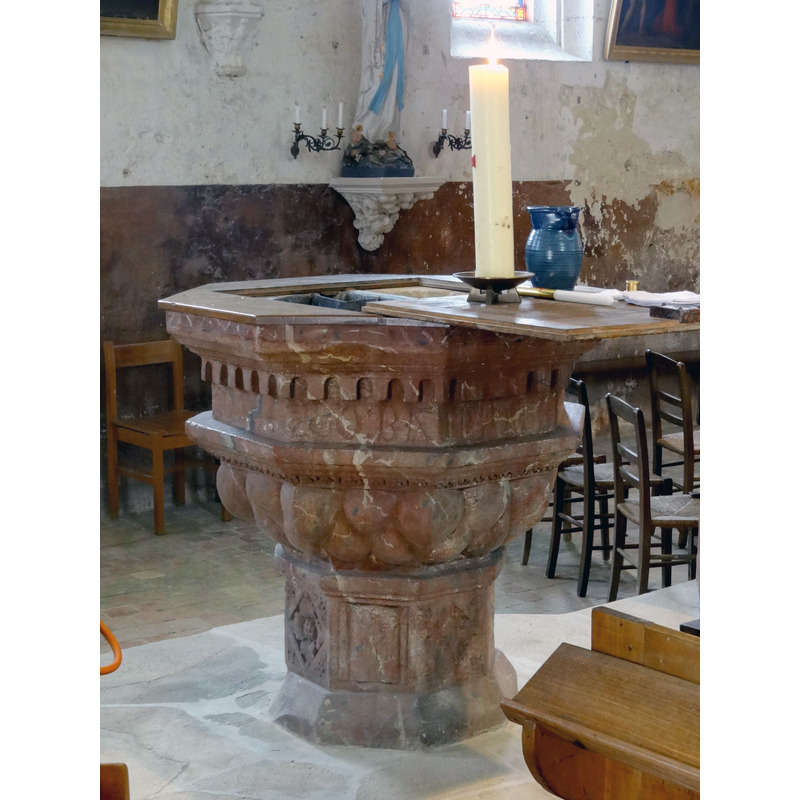 Source caption: "Mobilier de l'église Saint-Martin, fonts baptismaux"
