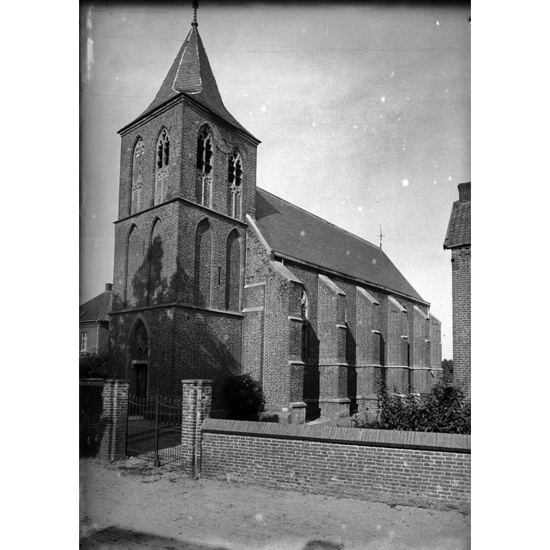 Source caption; " Rooms-Katholieke Kerk: exterieur vanuit het zuid-westen. Blitterswijck"