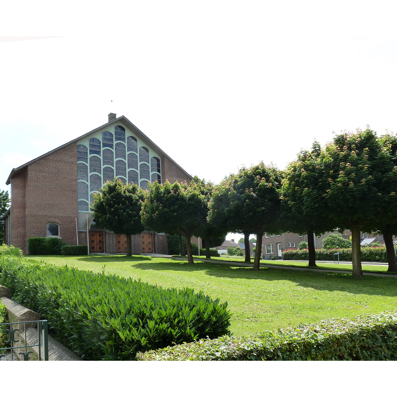 Source caption: "Sint-Martinuskerk, Urmond, gemeente Stein, Limburg, Nederland"
