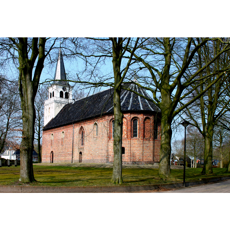 Source caption: "Hellum, Hoofdweg 33 - Ned. Hervormde Kerk -2015"