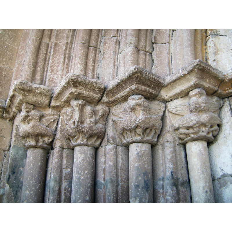 Source caption: "Millana - Iglesia de Santo Domingo de Silos (Capiteles Izquierdos)"