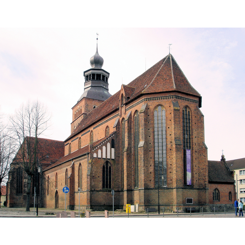 Source caption: "Johanniskirche Malchin / Church in Malchin"