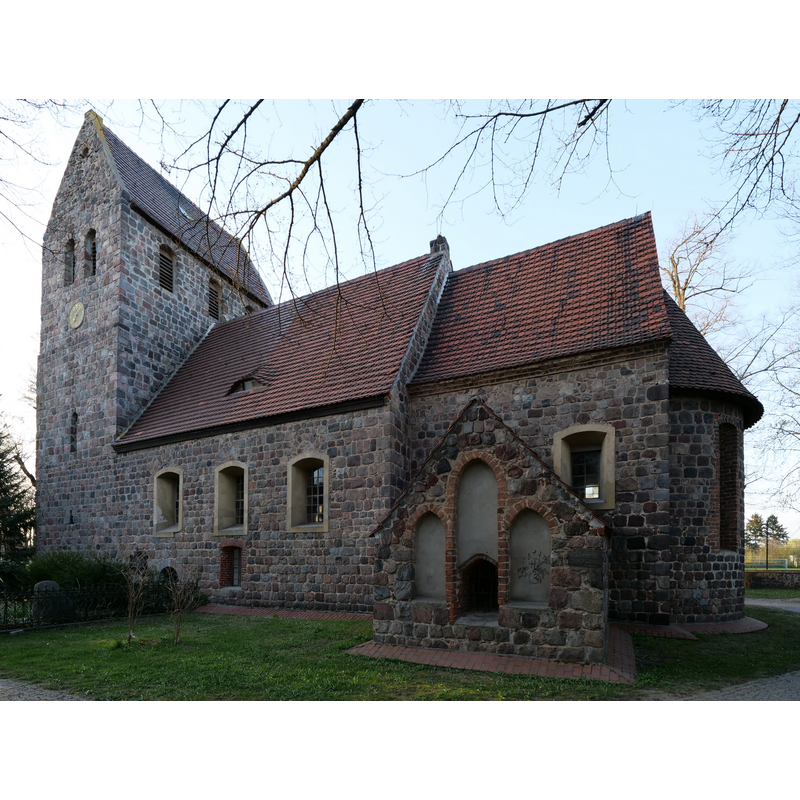 Source caption: "Dorfkirche Marienfelde"