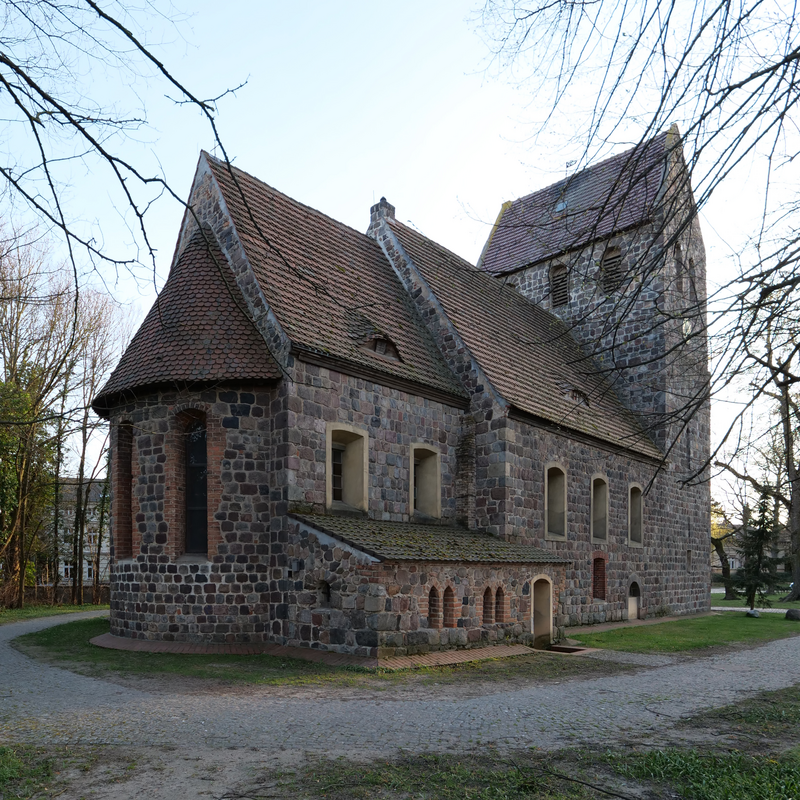 Source caption: "Dorfkirche Marienfelde"