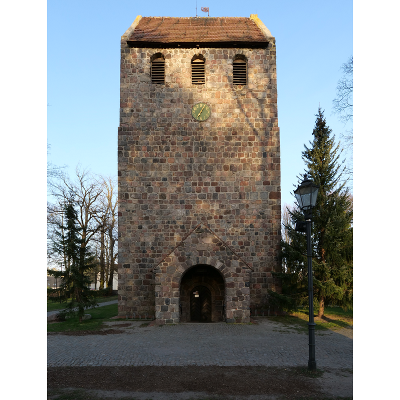 Source caption: "Dorfkirche Marienfelde, Turm"