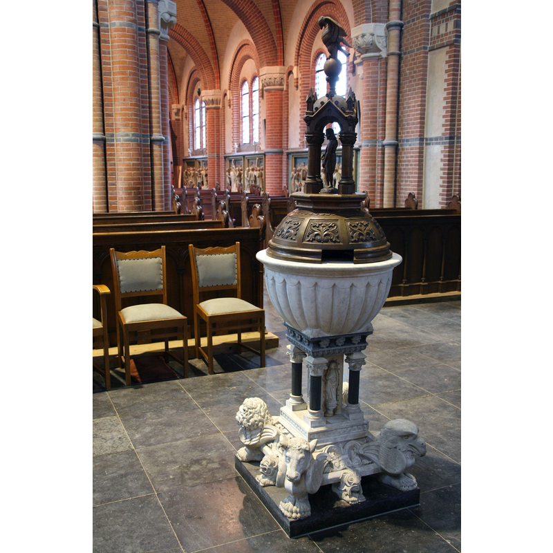 the modern font in Hernen Sint-Judocuskerk