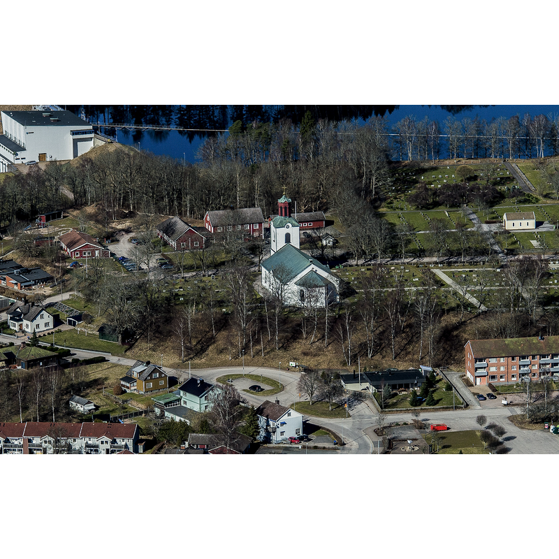 Source caption: "Traryds kyrka"