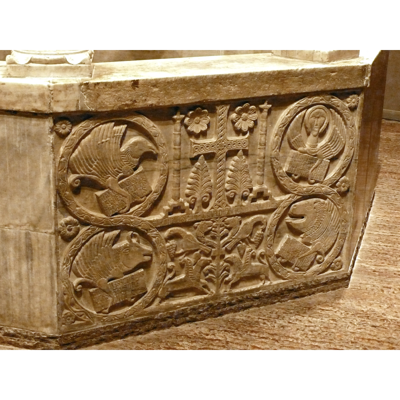 Source caption: "Cividale del Friuli, Museo Cristiano, Sigwald-Platte"