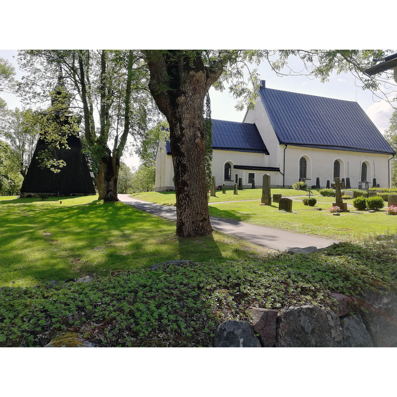 Source caption: " Kyrkan tillhör Kungsörs församling i den del av Kungsörs kommun som ligger i Södermanland."