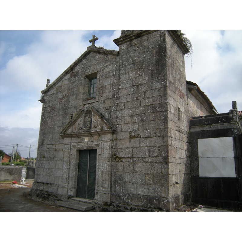 Source caption: "Igrexa de San María de Cruces, Padrón. Hastial occidental."