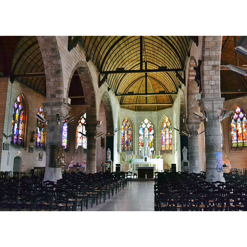 Source caption: "L'église"