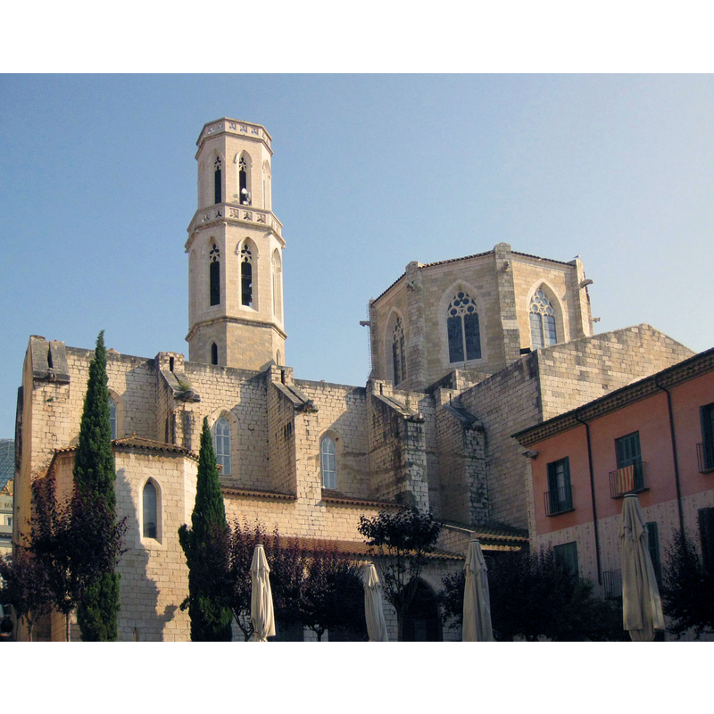 Source caption: "Església parroquial de Sant Pere (Figueres)."