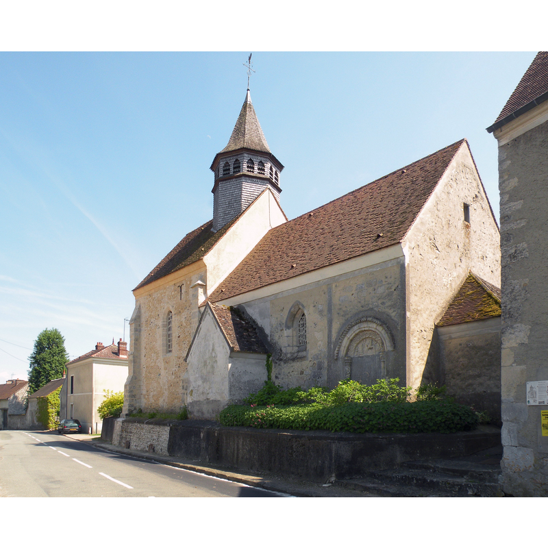 Source caption: " église Le Heaulme" -- the blocked north portal patly visible here