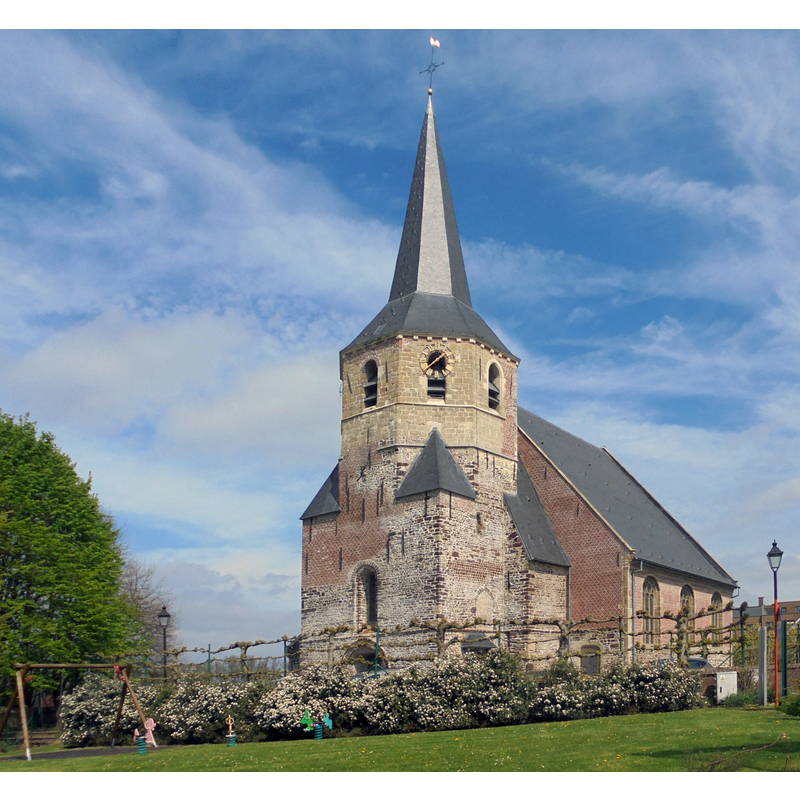 Source caption: "Sint-Martinuskerk - Sint-Martensstraat - Opbrakel - Brakel - Oost-Vlaanderen - België"