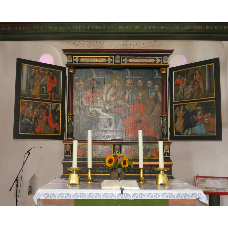 Source caption: " Barbara-Kirche (Strackholt) Altarretabel" -- retable dated 1654
